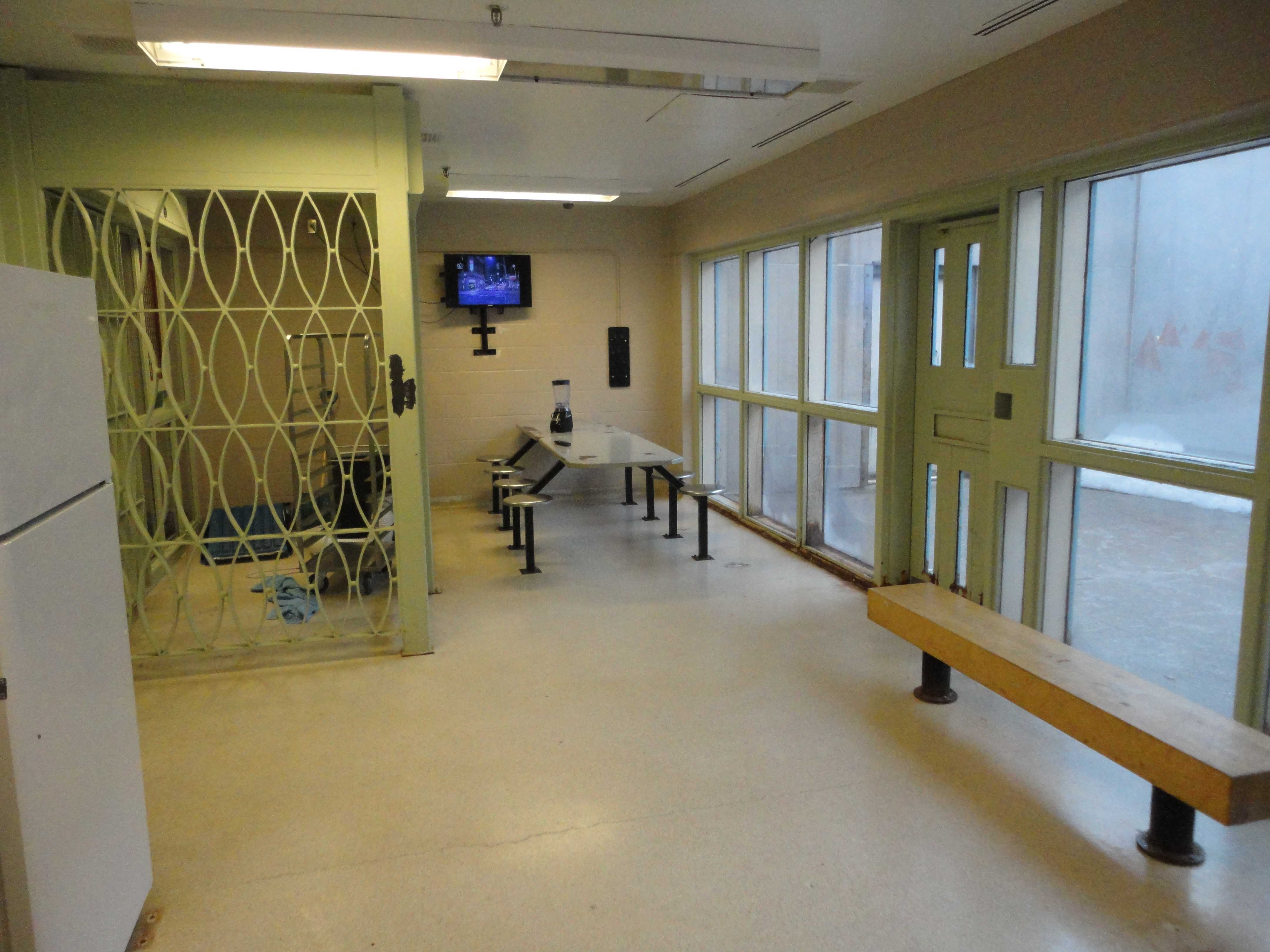 Photo of the common room in the Therapeutic Range at Atlantic Institution