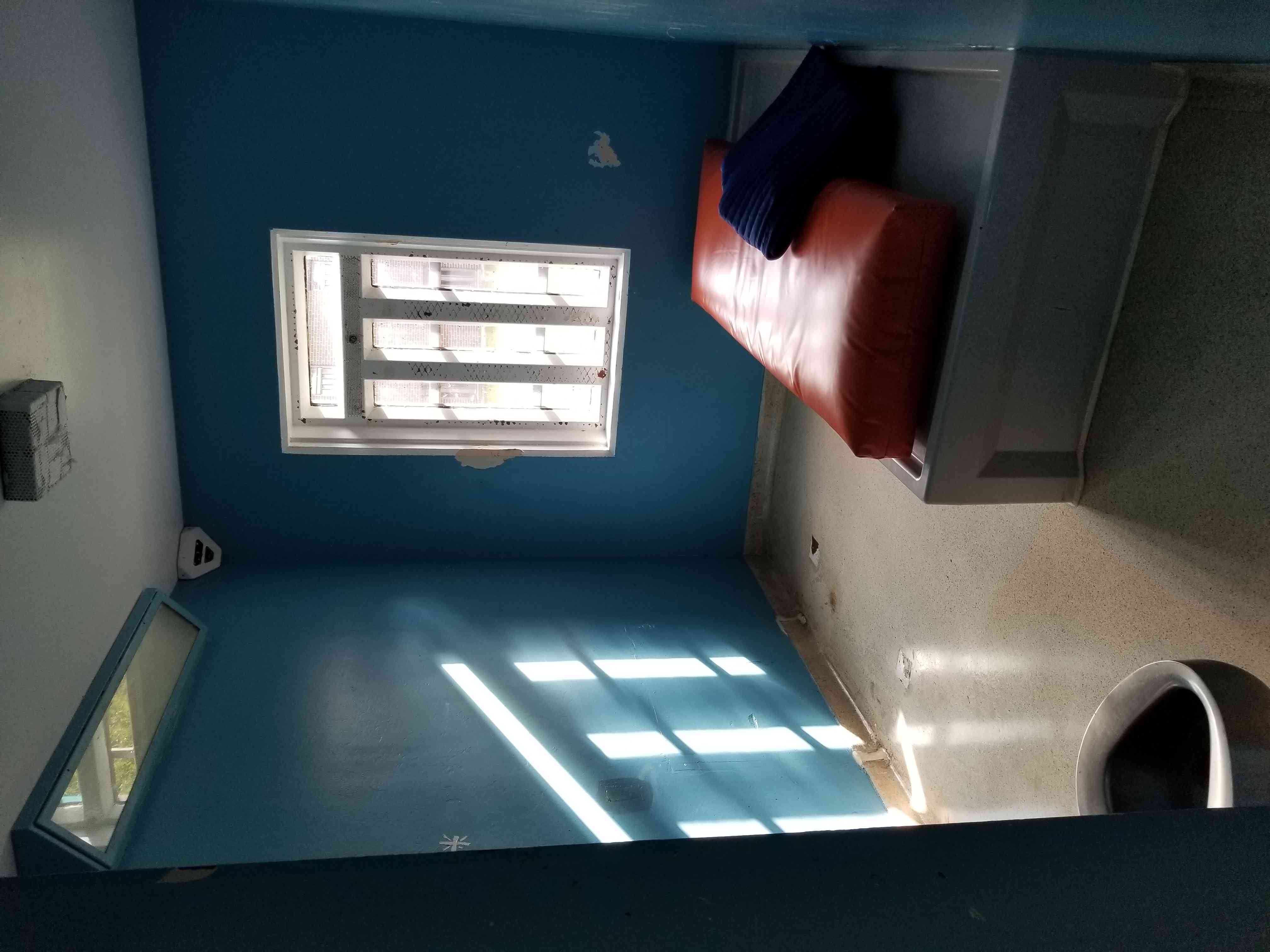 Photo of a camera cell with “suicide” bedding at Atlantic Institution.