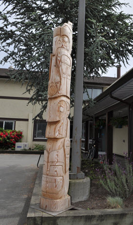 A photo of the exterior of a community correctional centre highlighting Aboriginal history