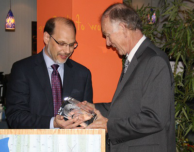 A photo from the Ed McIsaac Award ceremony (October 24, 2013) featuring from left to right, Mr. Howard Sapers, Correctional Investigator and Mr. Graham Stewart (award recipient).