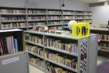 Library - Bibliothèque