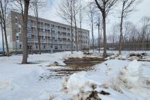 Sacred grounds and city apartment - Terrains sacrés et appartement en ville
