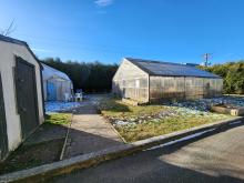 Yard (to be razed for a unit for federally sentenced women) - Cour (a être raser pour une unité pour les ​femmes purgeant une peine de ressort fédéral)